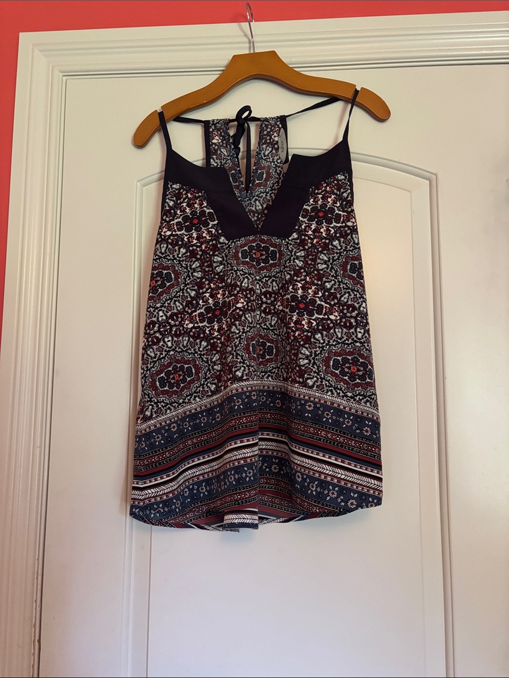 ATHLETA Women’s Small Printed V-Neck Sleeveless Women's Tank Top -  Navy